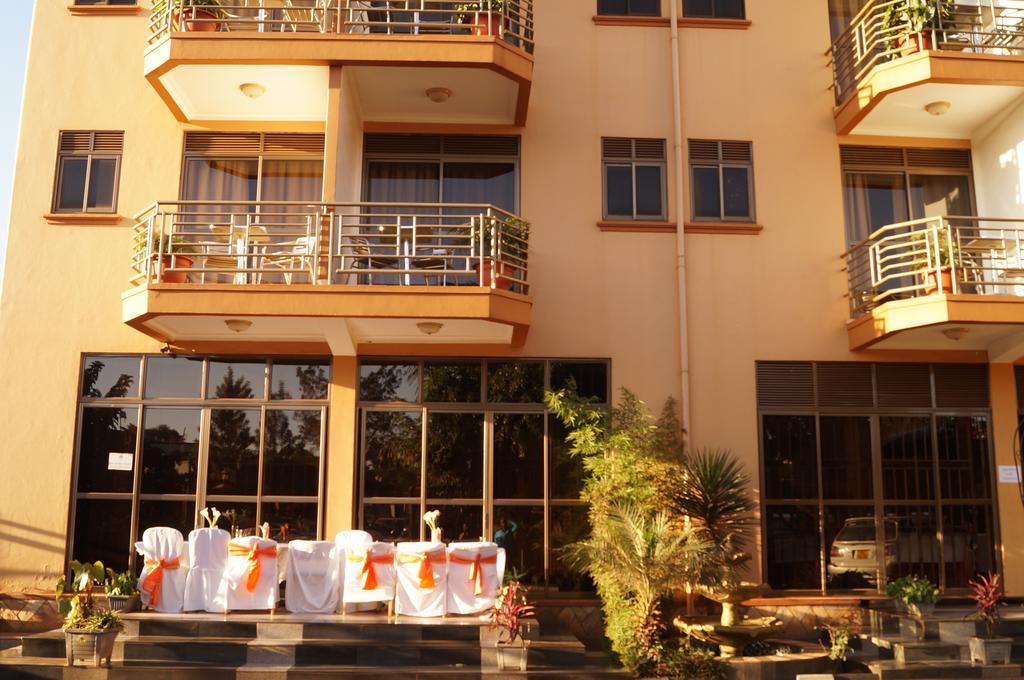 Tristar Hotel Kampala Kültér fotó